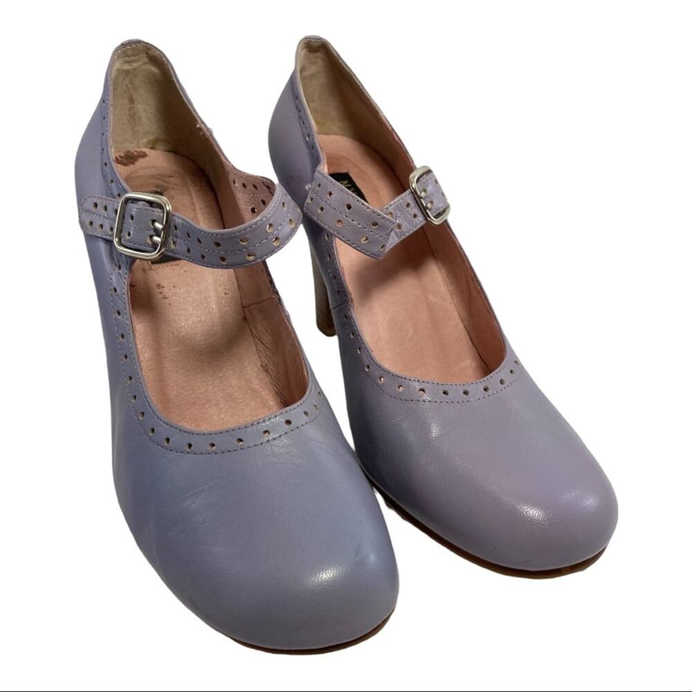 N.Y.L.A. Lilac Mary Jane Heels Size 9B